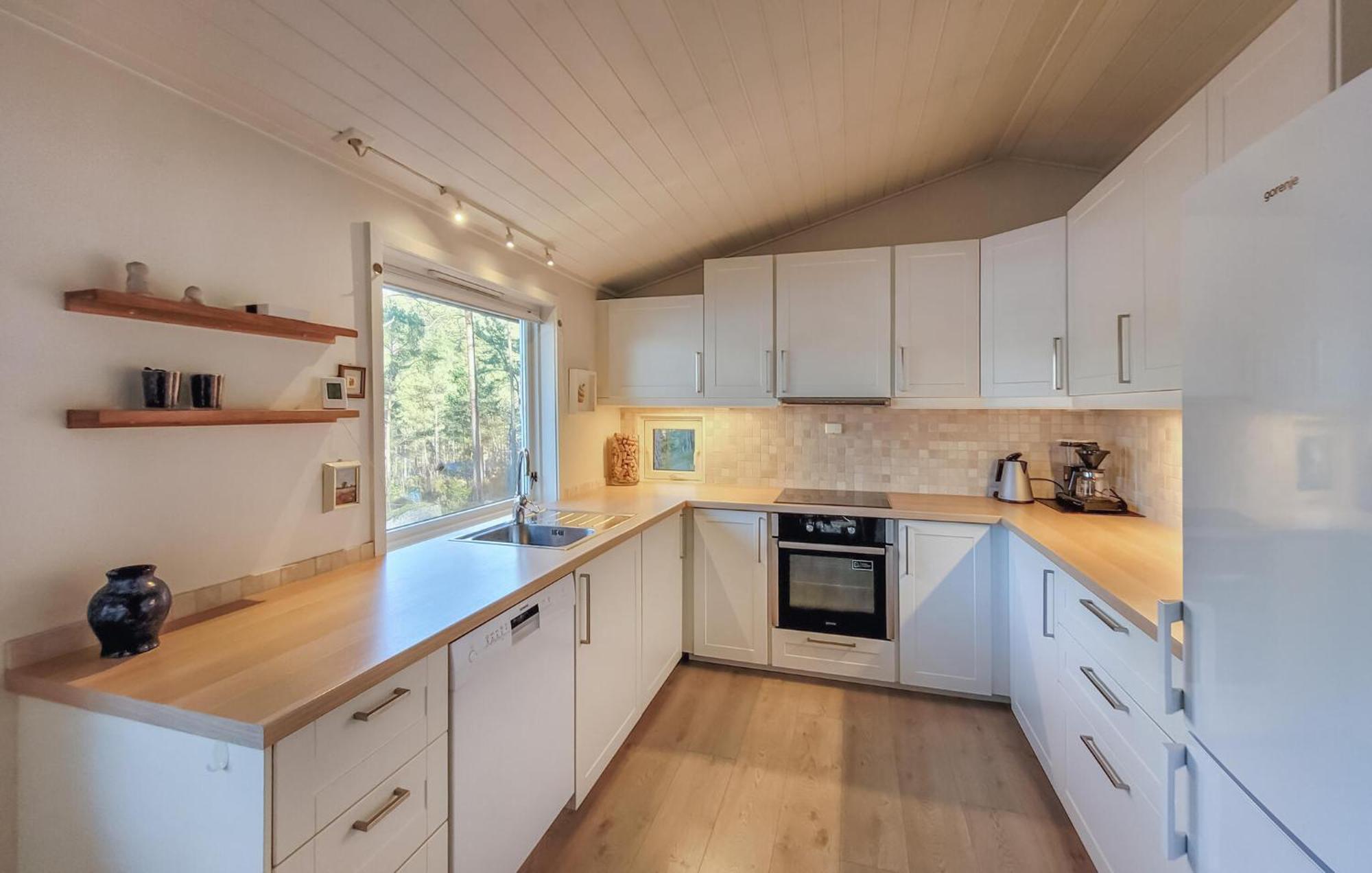Gorgeous Home In Jorpeland With House Sea View Eksteriør bilde