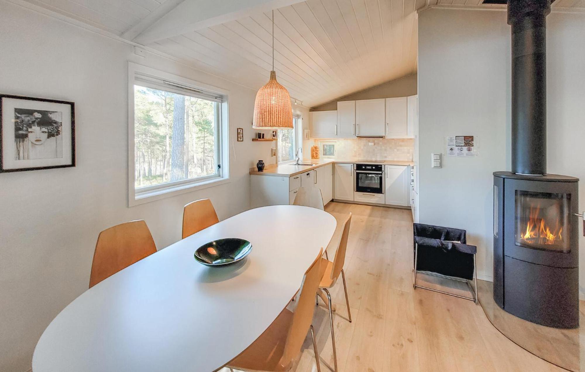Gorgeous Home In Jorpeland With House Sea View Eksteriør bilde